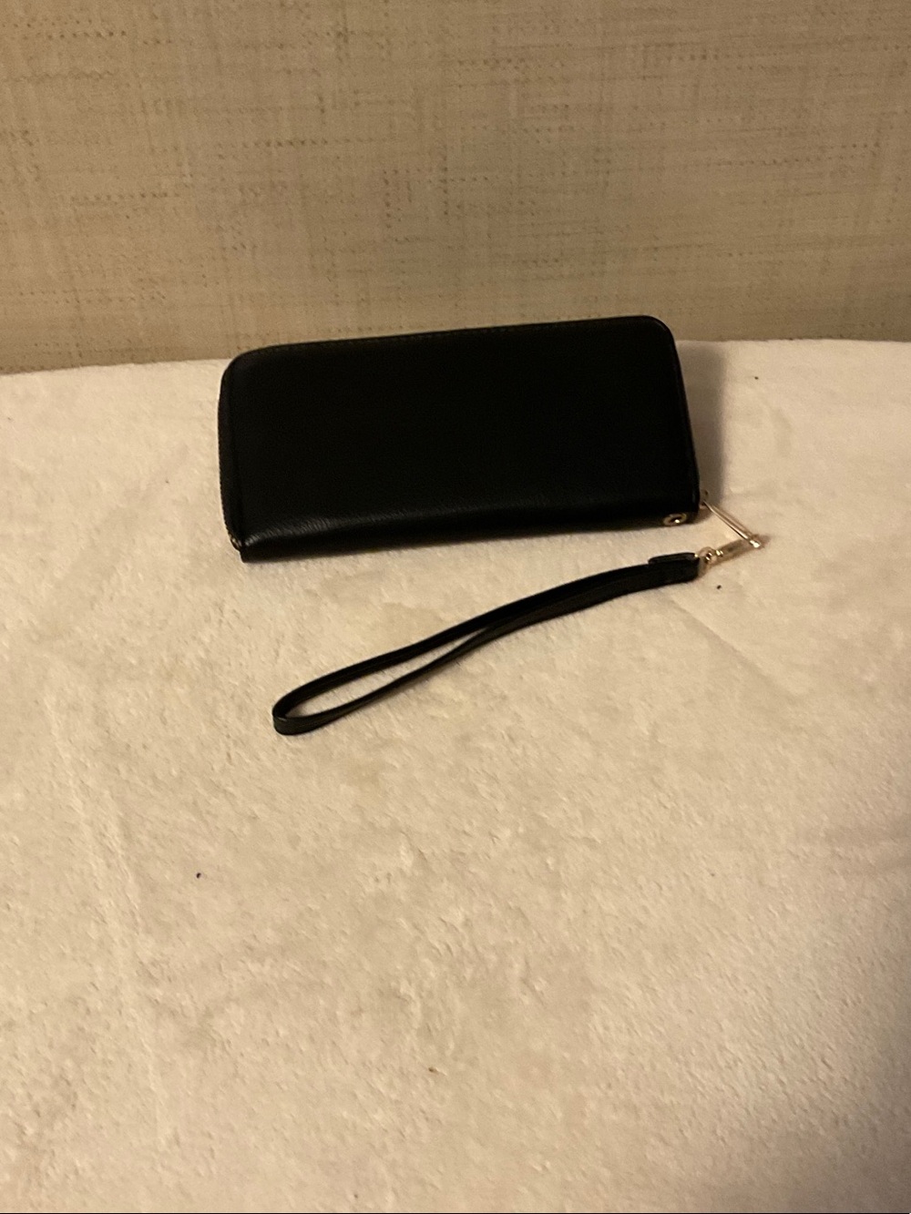 Zip-Around Black Wristlet Card Holder with Detachable Strap